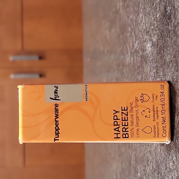 Tupperware Happy Breeze Essential Oil - Picture 1 of 4